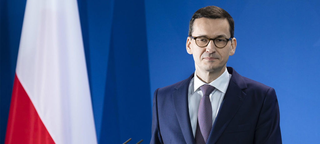 Polonya Başbakanı Morawiecki'den, benzinli ve dizel araba yasağına tepki