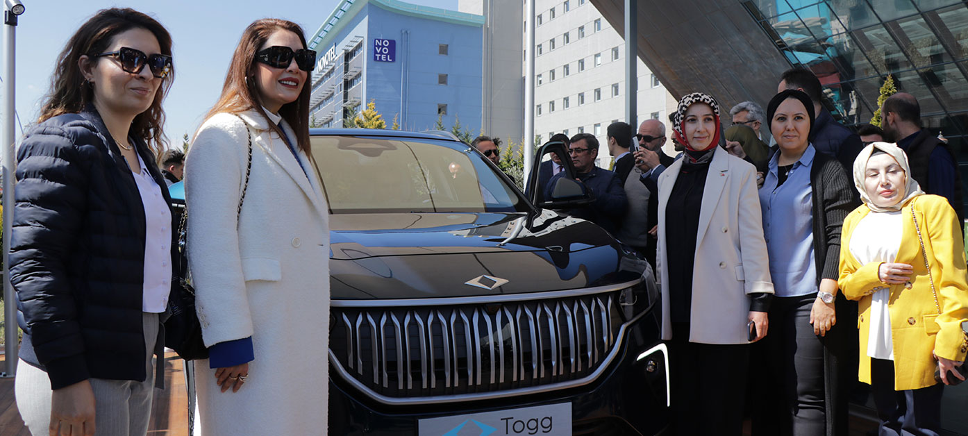 Türkiye’nin otomobili Togg, Kayserililerle buluştu