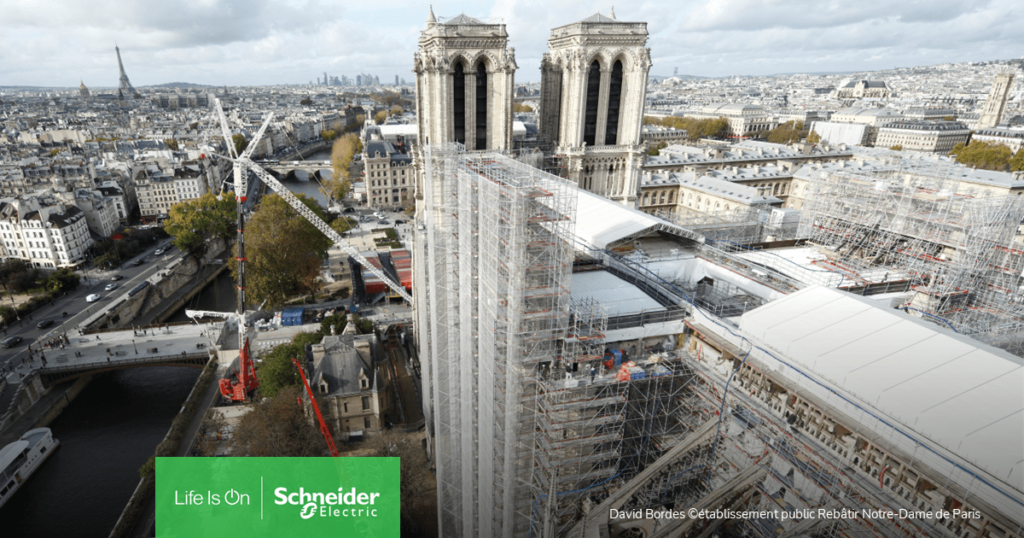 Schneider Electric, Paris'teki Notre-Dame Katedrali'nin renovasyonu için çalışıyor