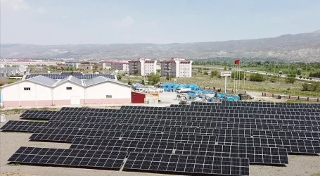 Erzincan OSB’deki yatırımcılar enerji maliyetlerini güneş panelleriyle düşürüyor