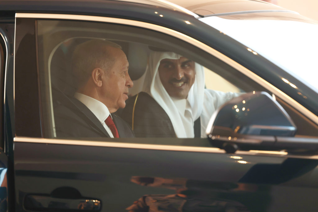 Katar Emiri Al Sani Togg'u beğendi