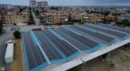 Hatay’da güneş enerjisiyle elektrik üreten belediye, bütçesine katkı sağlıyor