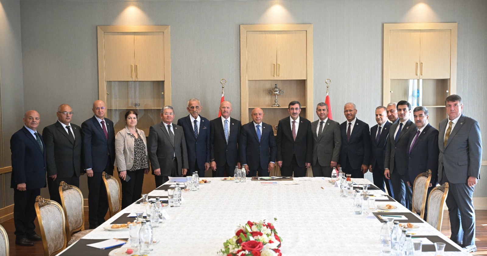 PÜİS Heyeti Cumhurbaşkanı Yardımcısı Yılmaz’ı ziyaret etti