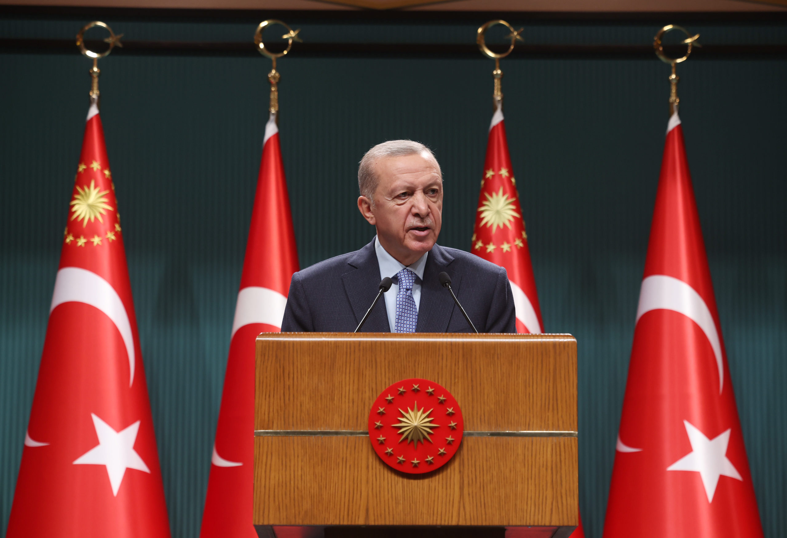 ‘Petrol fiyatlarındaki düşüşler görmezden geliniyor’