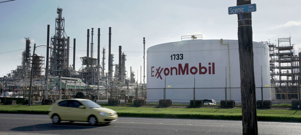 Exxon Mobil, ABD'li Pioneer şirketini 59,5 milyar dolara satın almak üzere anlaşmaya vardı
