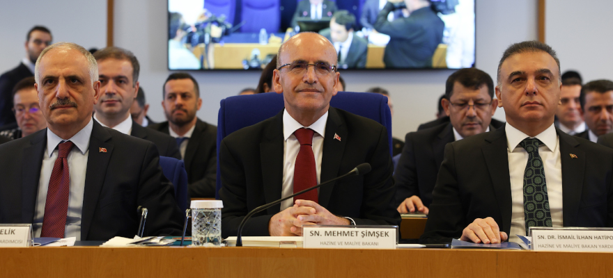 ‘Orta vadede petrol ve doğal gaz üretimini artıracağız’