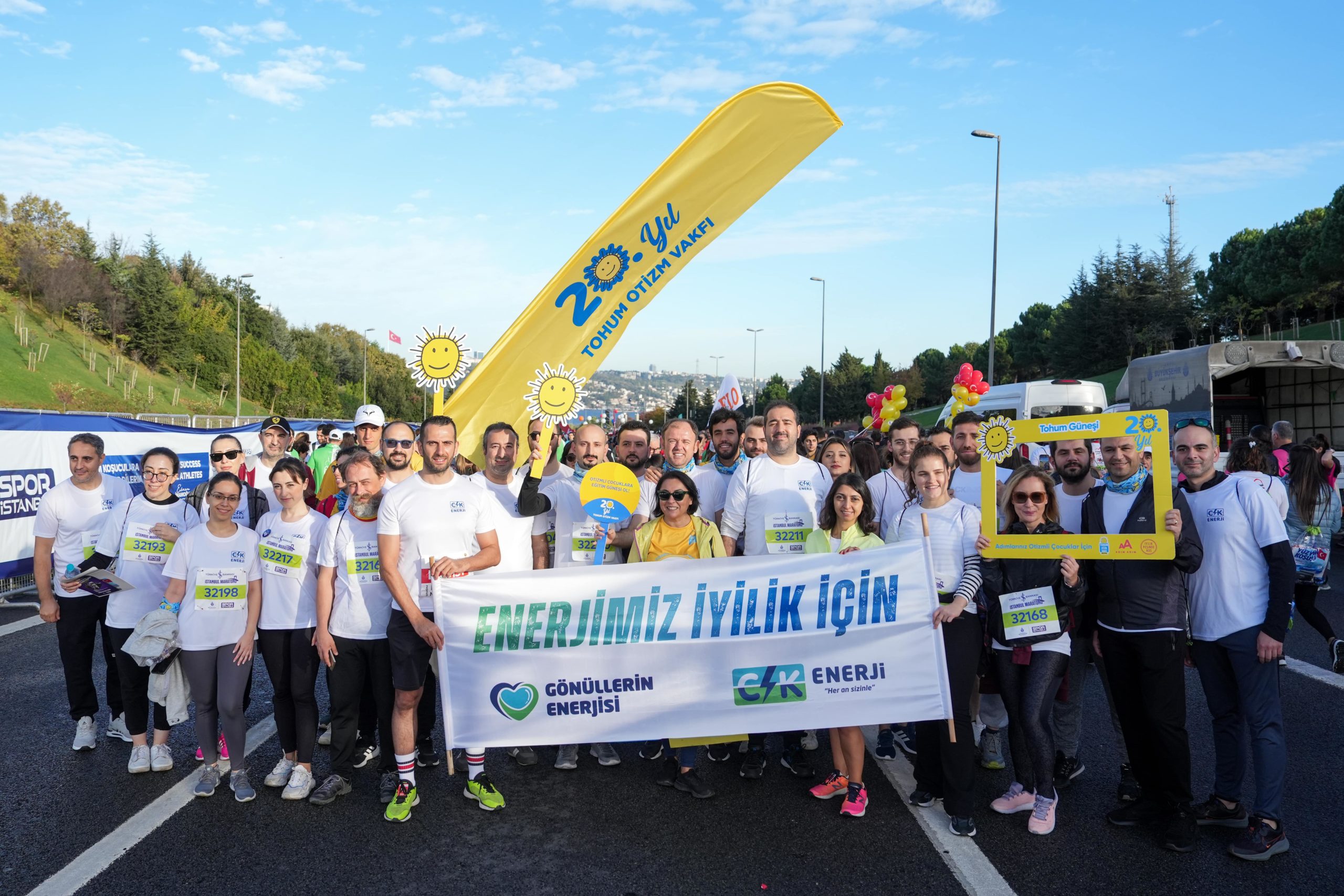 CK Enerji çalışanları İstanbul Maratonu’nda otizmli çocuklar için koştu