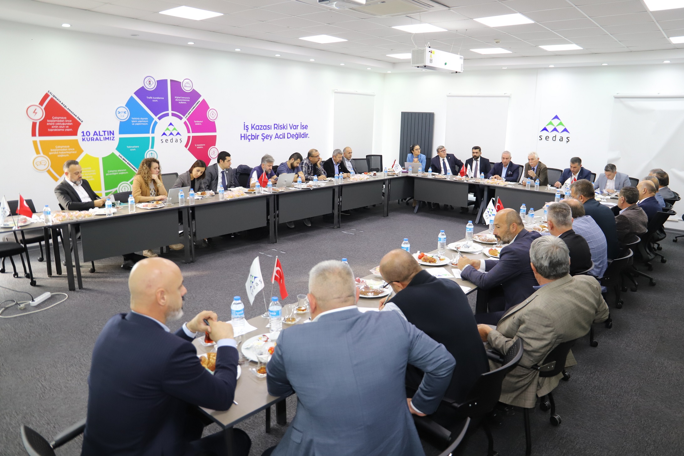 SEDAŞ Sakarya Muhtar Dernek Başkanları ile bir araya geldi