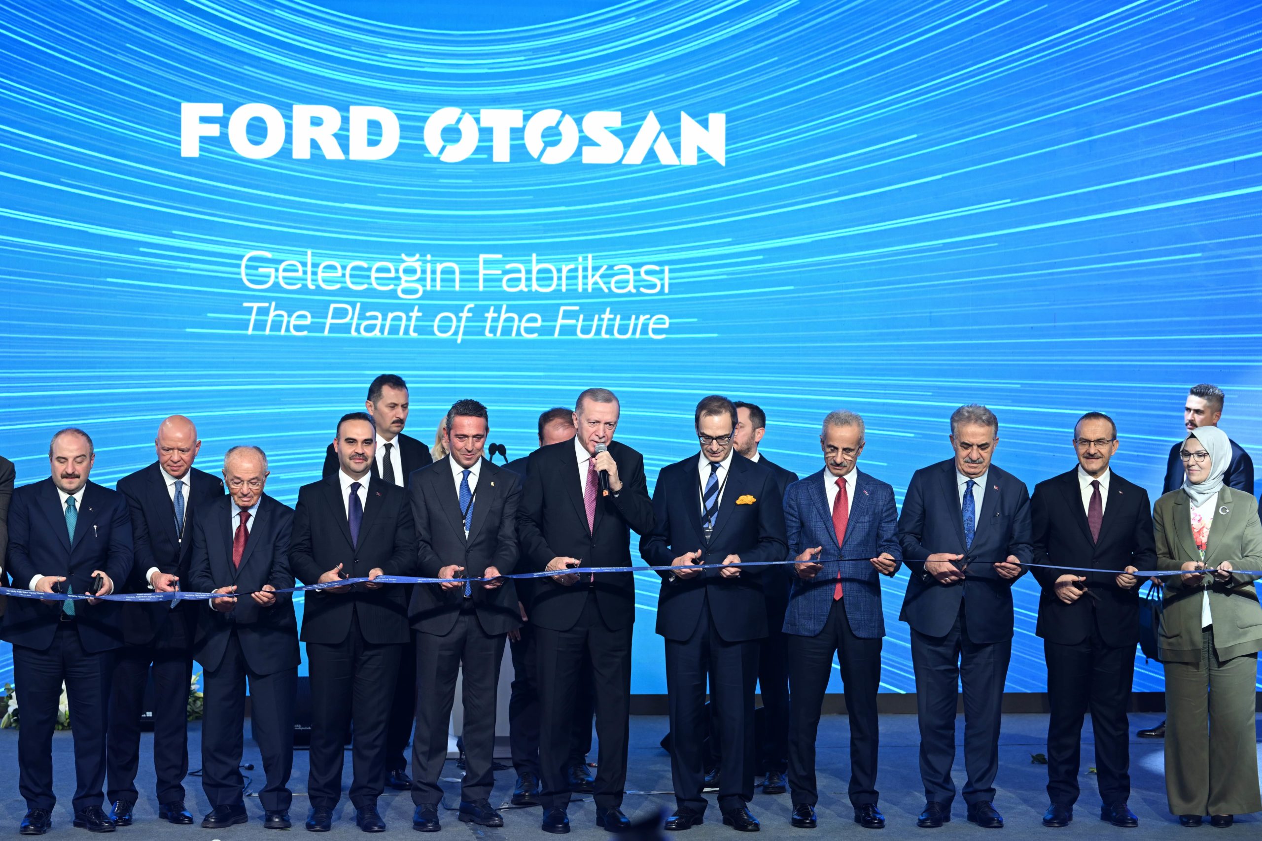 Ford Otosan’ın yenilenen Yeniköy Fabrikası açıldı