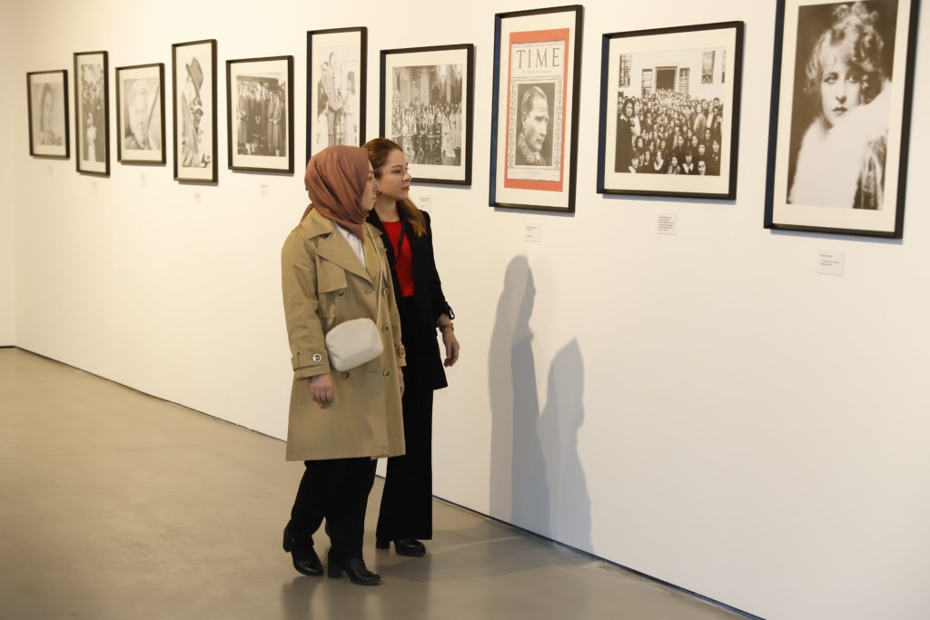 İGDAŞ’ın Yanındayız Derneği ile birlikte hayata geçirdiği, çalışma hayatında eşitlik prensibi temeline dayanan, “İŞ’te EŞİTLİK” İGDAŞ tarihinde bir ilk olma özelliği taşıyor.