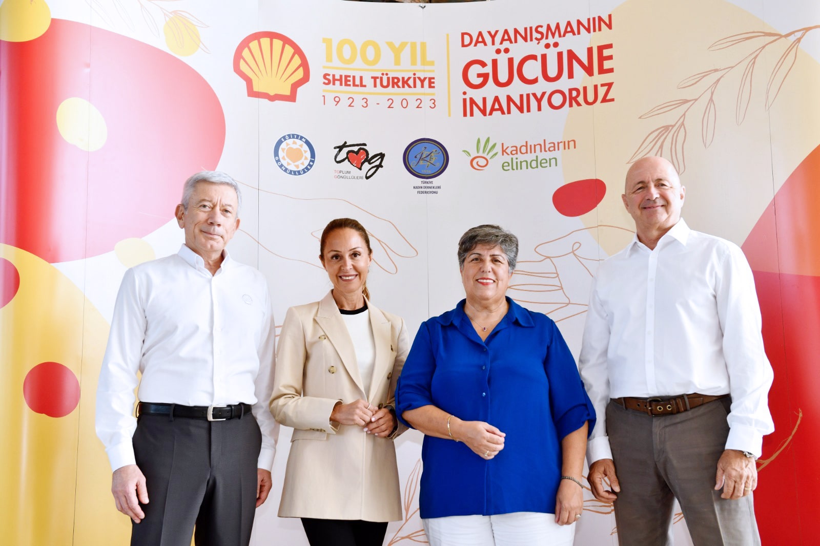 Shell, afet bölgesinde çocukların, gençlerin ve kadınların yanında