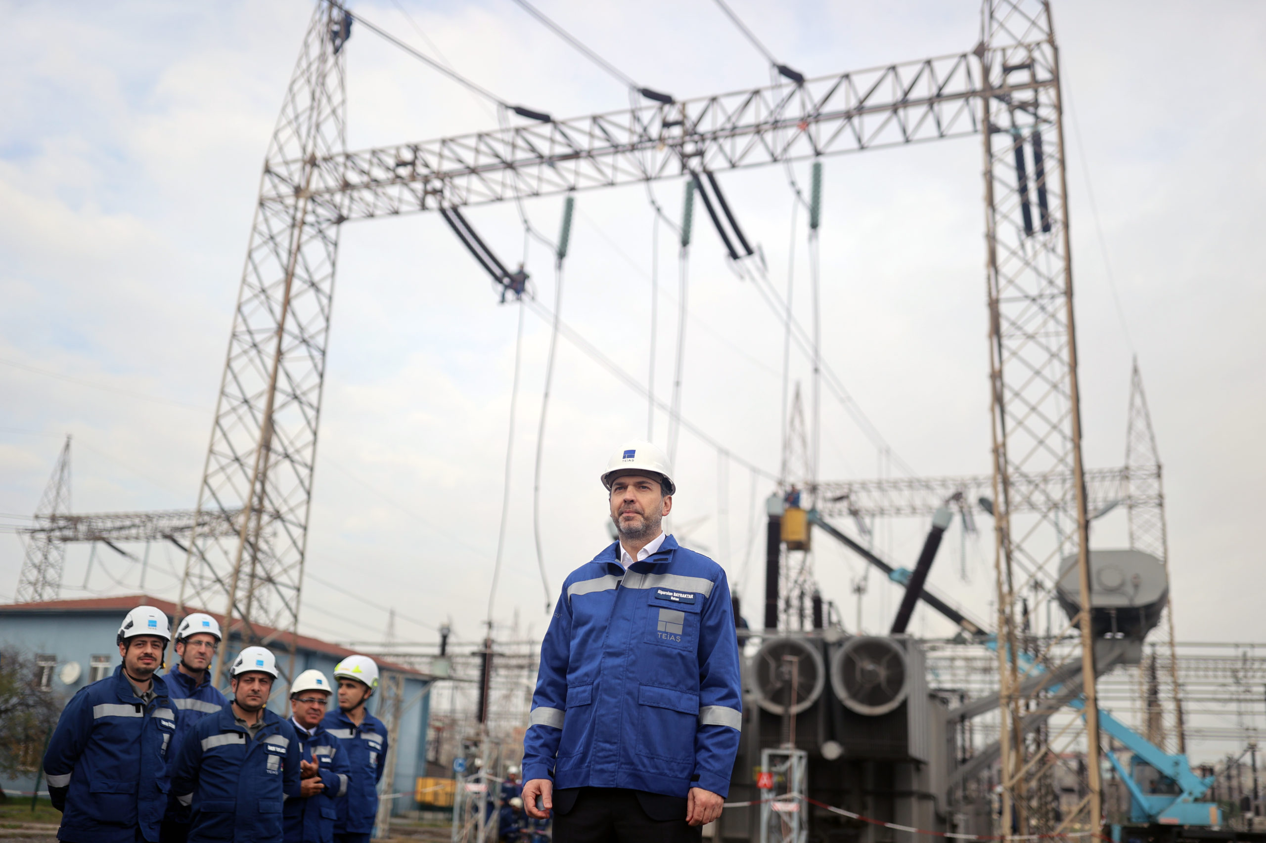 Bakan Bayraktar “Enerjinin Görünmez Kahramanları” ile bir araya geldi