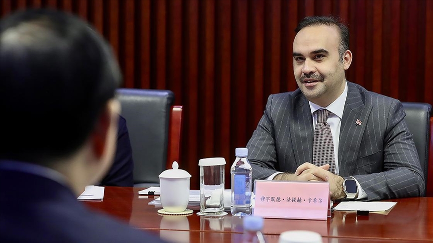 Bakan Kacır: “Elektrikli araç dönüşümünü önemsiyoruz”