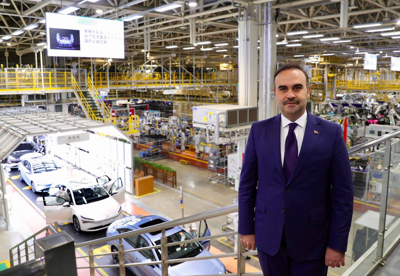 Bakan Kacır, Çin ziyaretini tamamladı