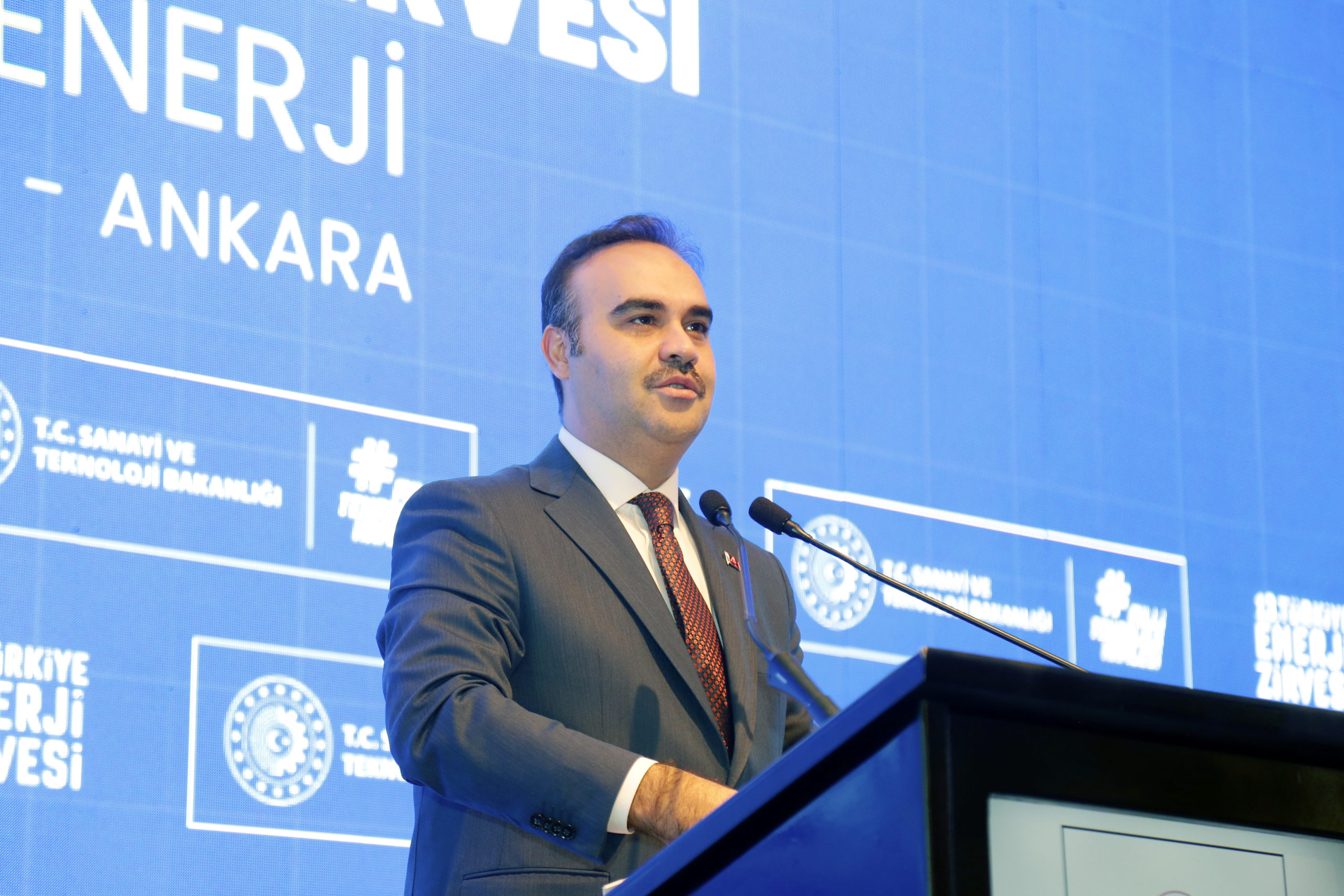 ‘Enerjide bağımsızlık yolunda emin adımlarla ilerlemeye devam edeceğiz’