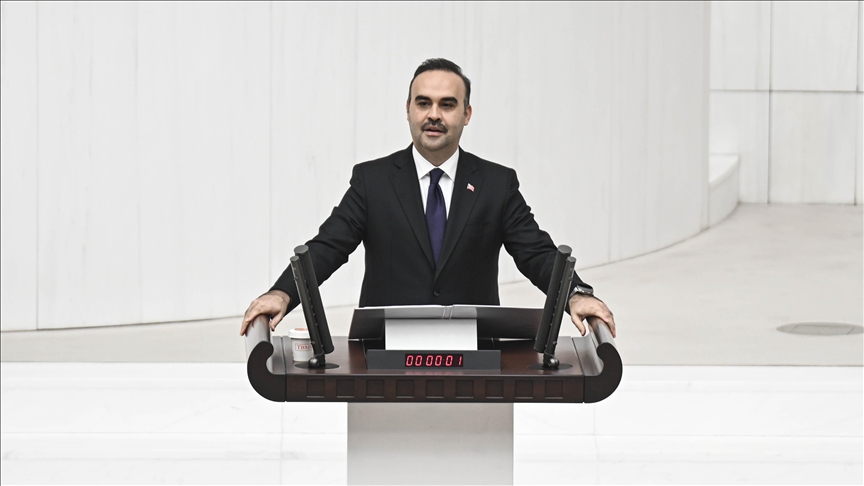 “Yeni nesil otomobillerin üretiminde Türkiye’mizi merkez ülke yapmak için çalışmaya devam edeceğiz”