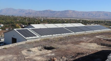 Elazığ’da enerjisini GES ile sağlayan fabrika ihtiyaç fazlası elektriği satıyor