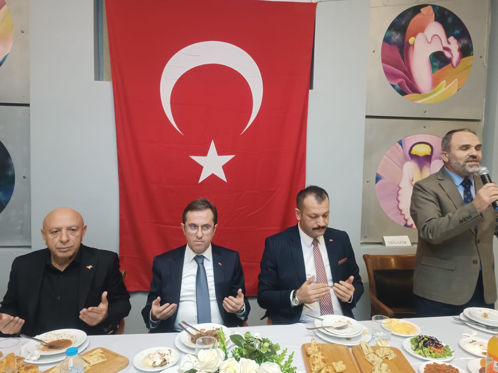 PÜİS Genel Başkanı Okumuş, şehit ailelerine iftar yemeği verdi