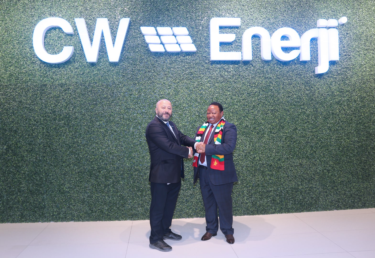 CW Enerji, Zimbabve Dışişleri ve Uluslararası Ticaret Bakanı Frederick Shava’yı ağırladı