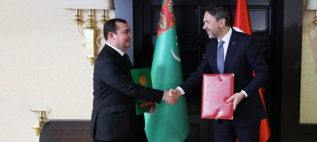 Türkiye ile Türkmenistan arasında hidrokarbon anlaşması imzalandı