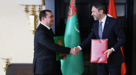 Türkiye ile Türkmenistan arasında doğal gaz ve hidrokarbon alanında anlaşmalar imzalandı