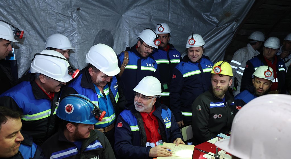 “Madencilik sektörü ülkemizdeki iş sağlığı ve güvenliğiyle ilgili düzenlemelere öncülük etmiş bir sektördür”