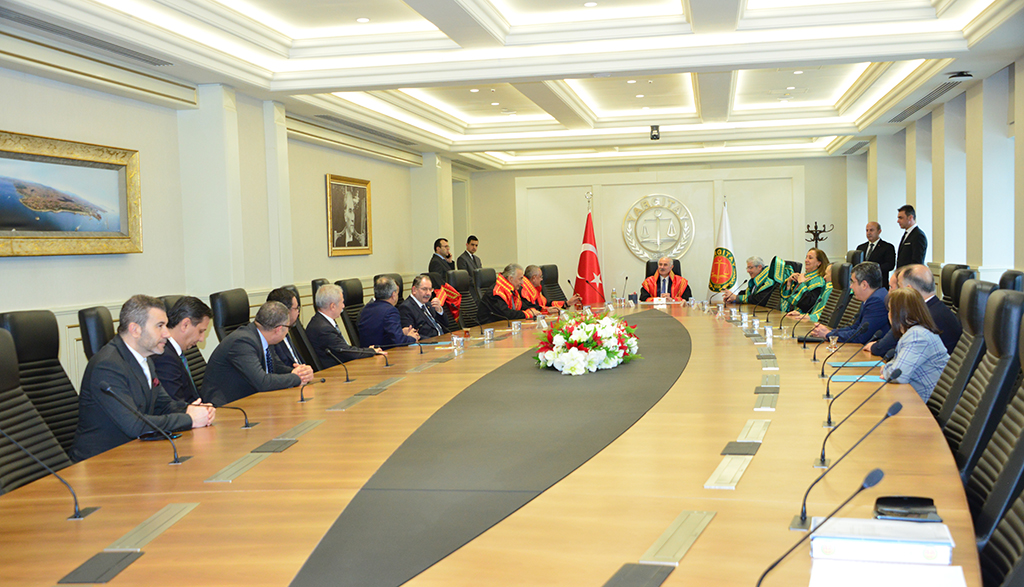 EPDK Başkanı Mustafa Yılmaz yemin ederek görevine başladı