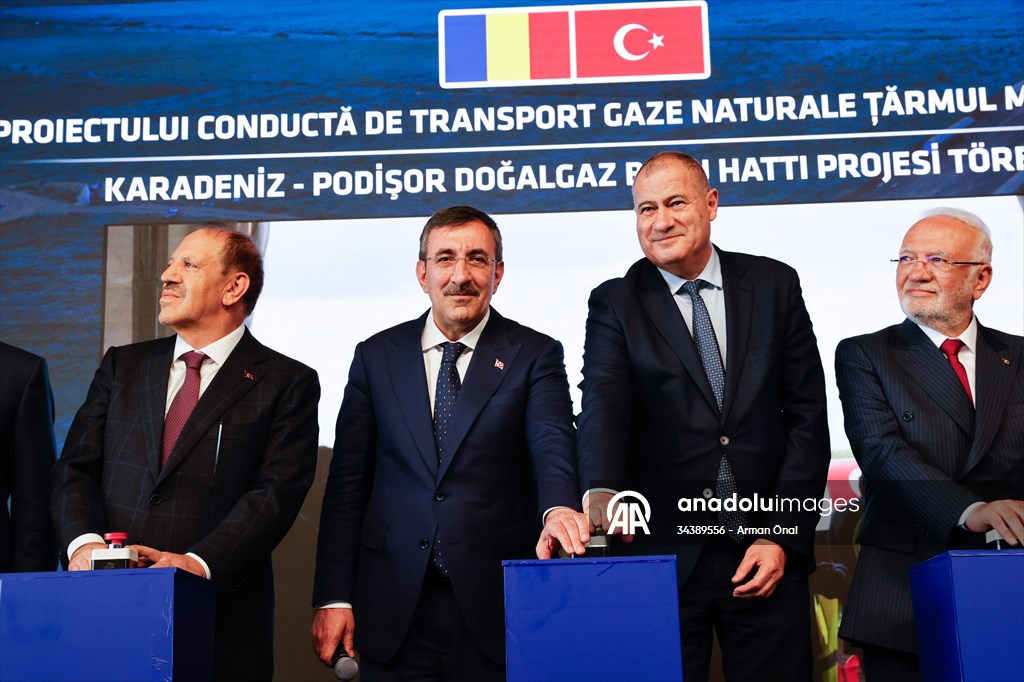 Cumhurbaşkanı Yardımcısı Yılmaz, Karadeniz-Podișor Doğal Gaz Boru Hattı Projesi Töreni’ne katıldı