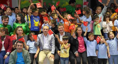 Yeniköy Kemerköy Enerji’den Milaslı çocuklara 23 Nisan’da Gezici Tiyatro hediyesi