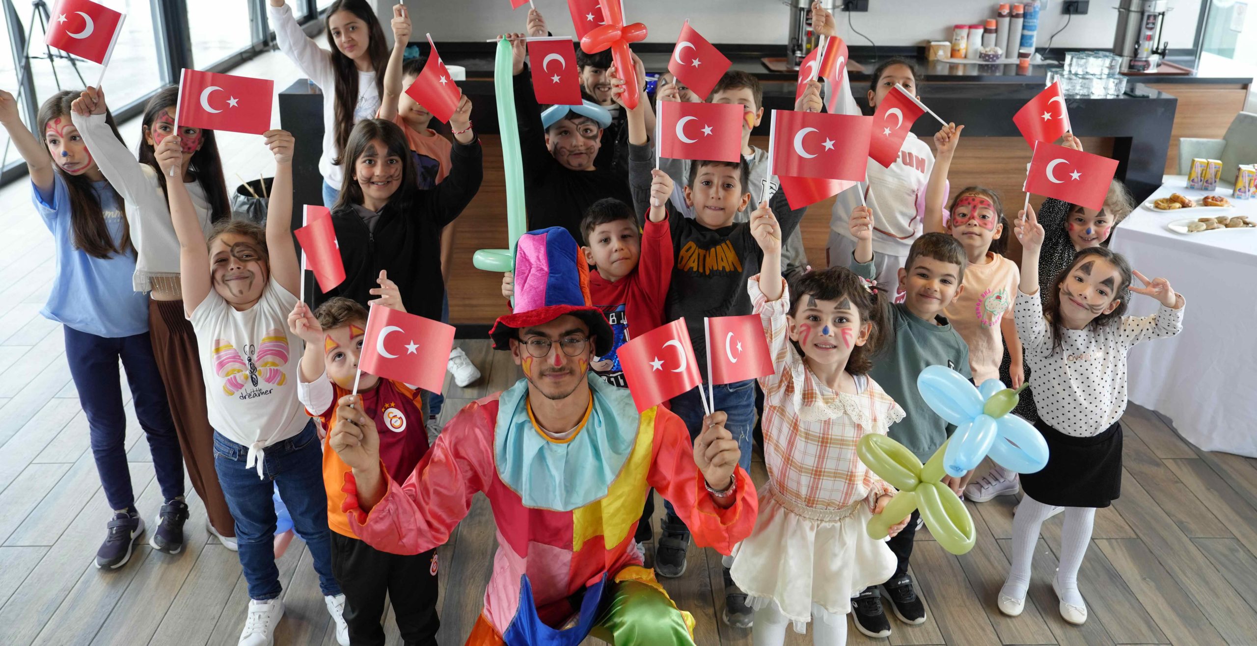 CK Enerji, 23 Nisan Ulusal Egemenlik ve Çocuk Bayramı dolayısı ile çalışanlarının çocuklarını ağırladı