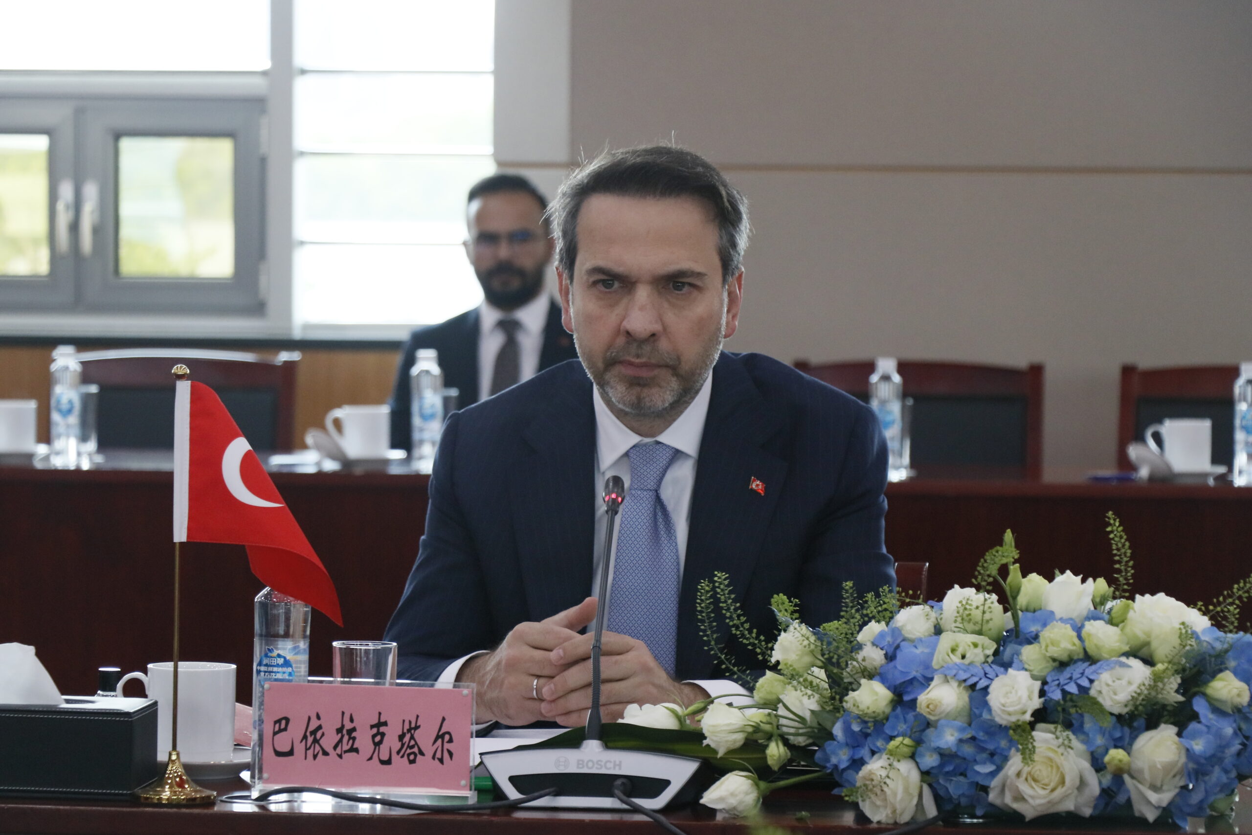 Enerji ve Tabii Kaynaklar Bakanı Bayraktar, Çin’de temaslarda bulundu