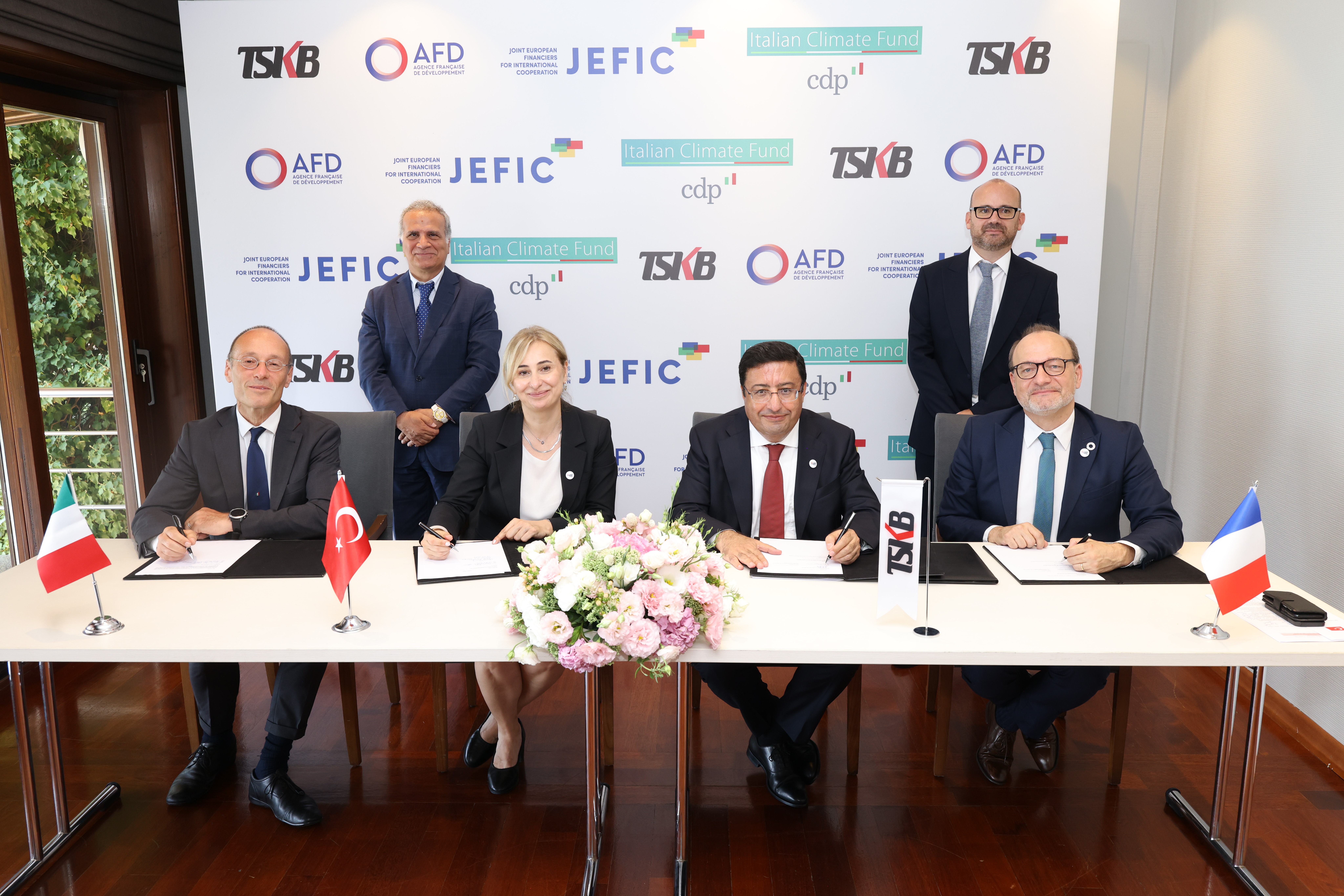 TSKB, AFD ve CDP ile 100 milyon euro’luk kredi anlaşmasına imza attı