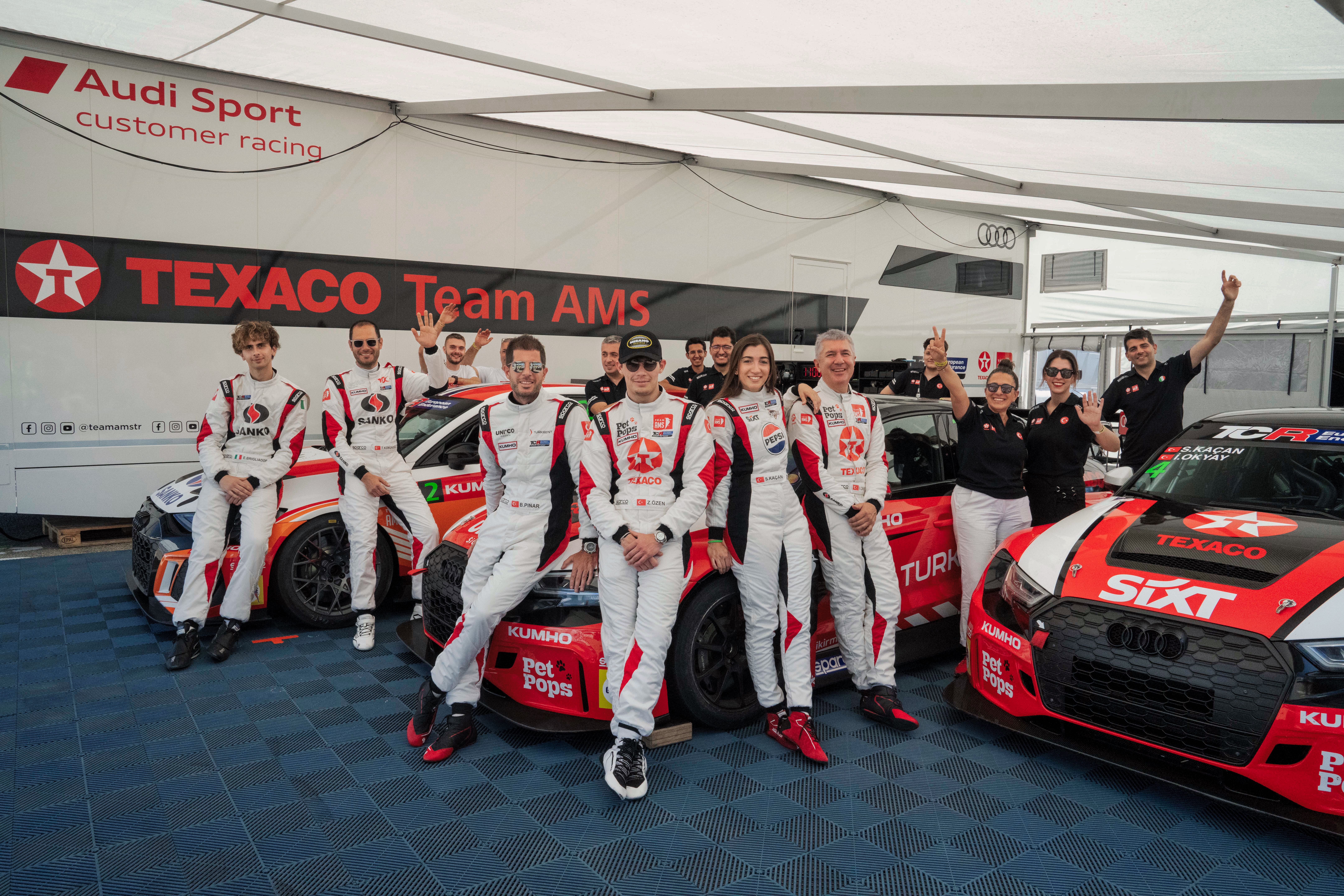 TEXACO® Team AMS, ilk sezonunda Avrupa şampiyonu oldu