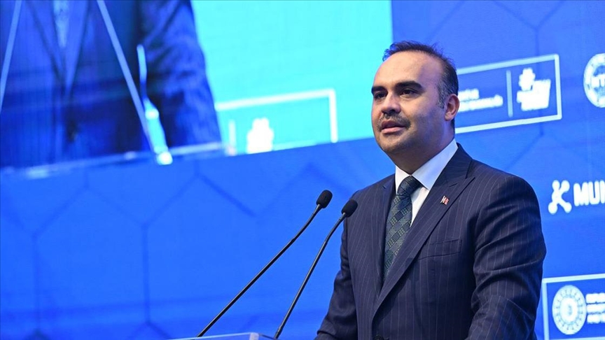Bakan Kacır: “Türkiye’yi üretim zincirinin farklı halkalarında da söz sahibi yapacağız”