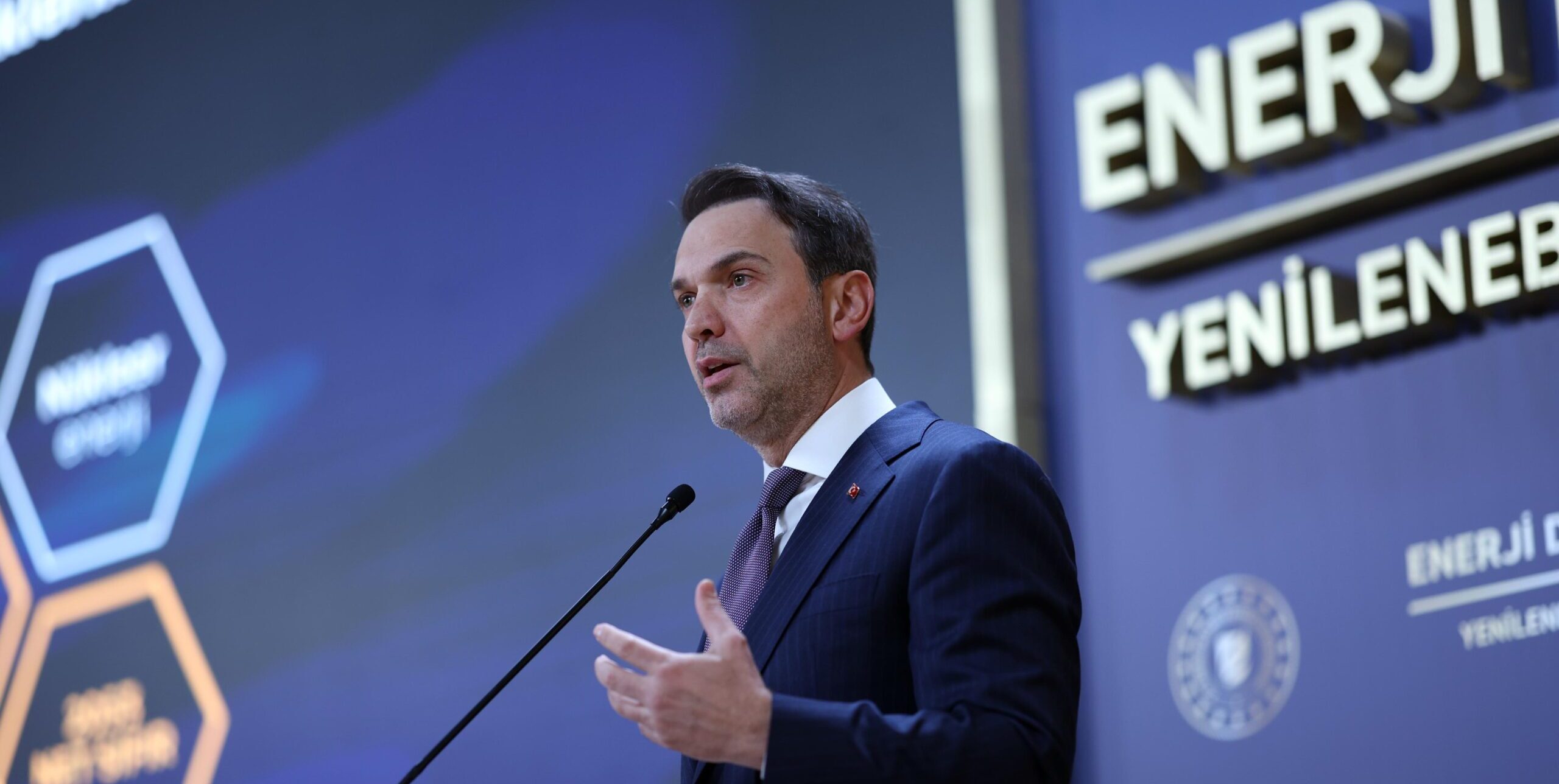 Türkiye’nin enerji dönüşümü ve yenilenebilirde 2035 yol haritası açıklandı