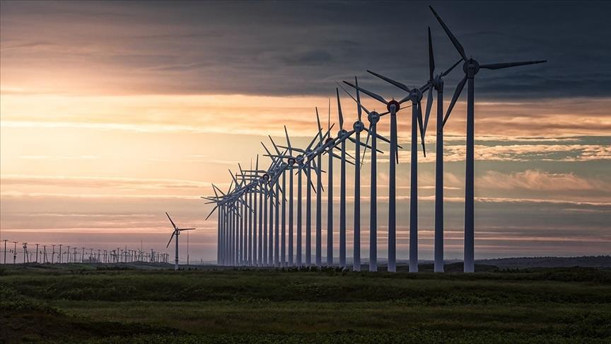 Türkiye yenilenebilir enerji yatırımlarını “süper izin” ile hızlandıracak
