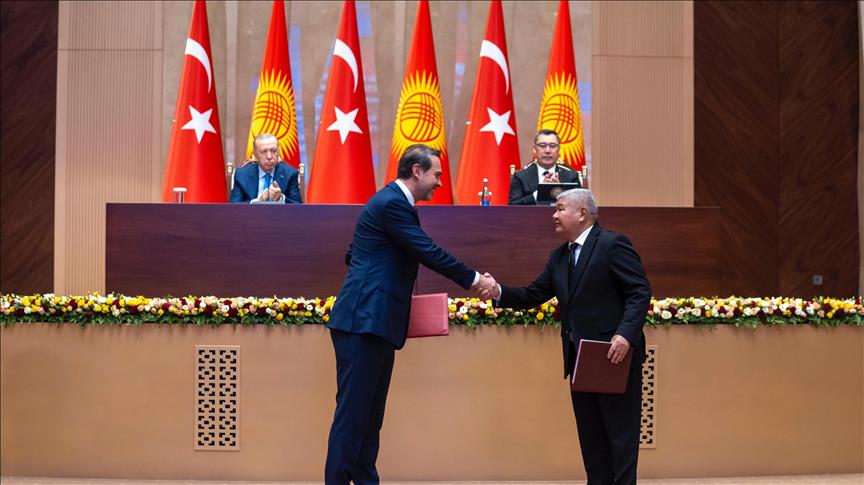 Bakan Bayraktar, Kırgızistan ile ortak enerji projeleri geliştirmeyi hedeflediklerini bildirdi
