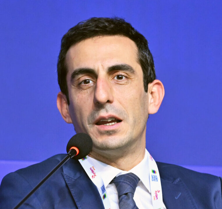 Tüpraş Strateji ve Sürdürülebilirlik Direktörü Çağatay Ölken