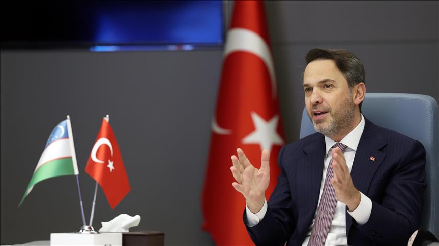 Bakan Bayraktar, Özbekistan’da proje açılışına video konferansla katıldı