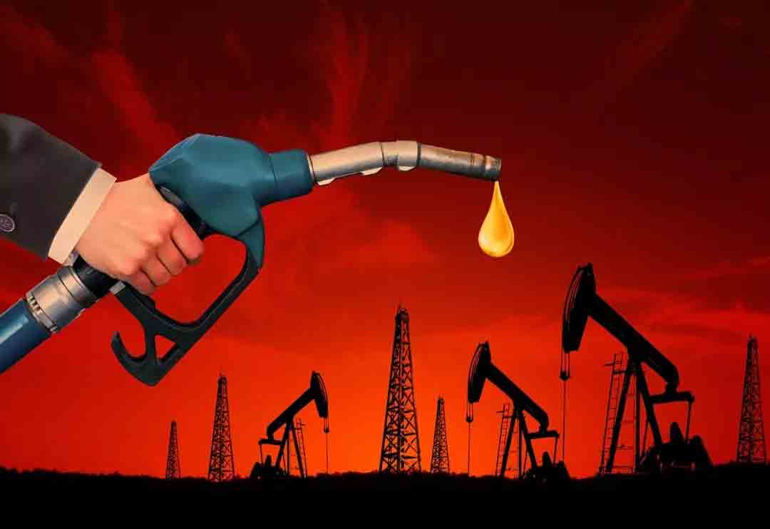 Brent petrol varil fiyatı 79,84 dolar