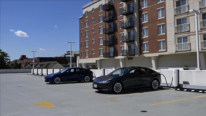 Tesla’nın 2024’ün son çeyreğinde teslim ettiği otomobil sayısı beklentilerin gerisinde kaldı