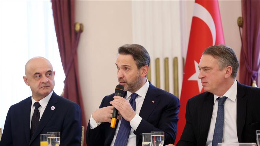 Bakan Bayraktar, AB ülkelerinin büyükelçileriyle buluştu
