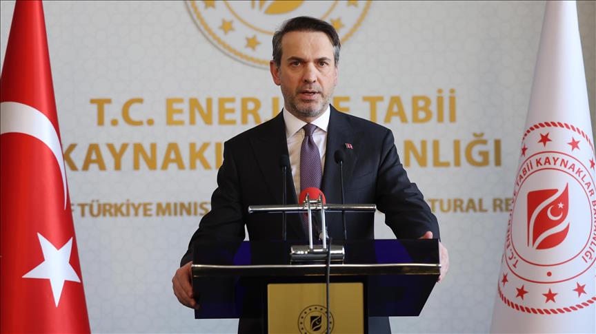Bakan Bayraktar, yeni YEKA modeliyle 20 yıl uygun fiyatlı elektrik temin edileceğini bildirdi