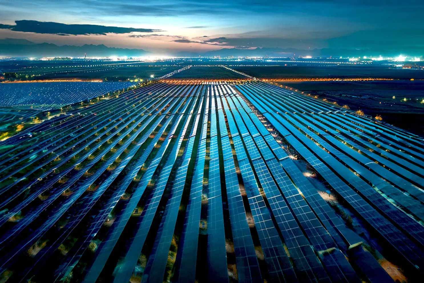 Çin, Kırgızistan’da 100 megavat kapasiteli güneş enerjisi santrali inşa edecek