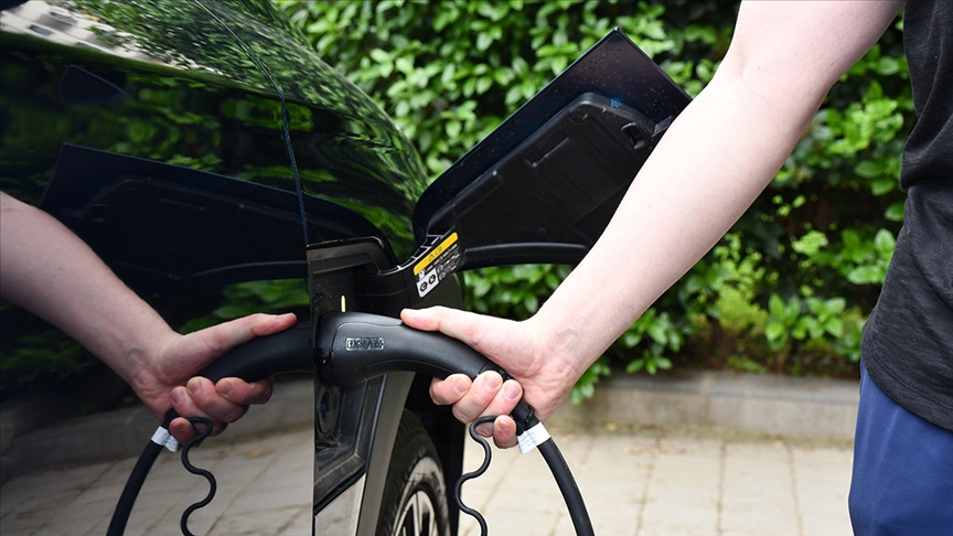 Dünyada elektrikli araç satışları 2024’te 17 milyonu aşarak rekor kırdı