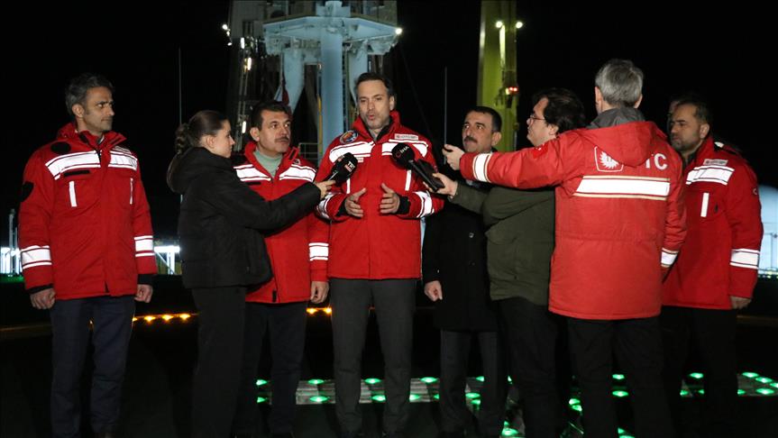 Enerji ve Tabii Kaynaklar Bakanı Bayraktar, Fatih Sondaj Gemisi’nde konuştu