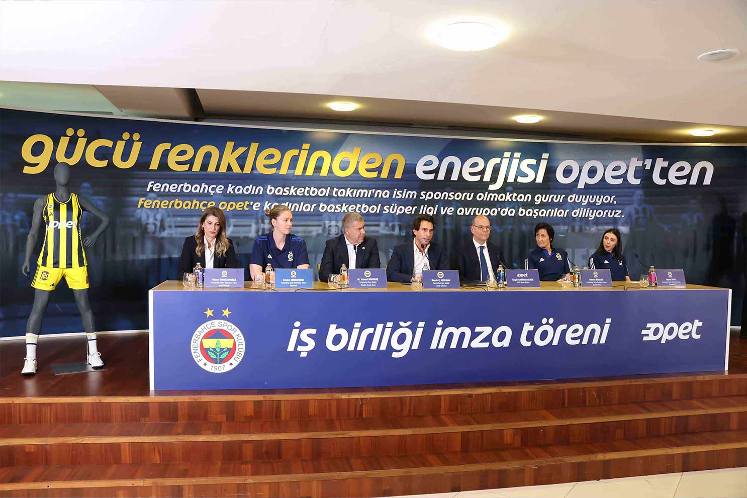 OPET ve Fenerbahçe’nin “kadın gücü”  potaya damgasını vuracak