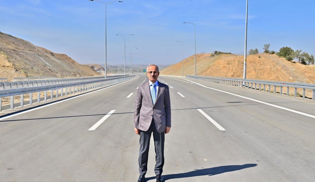 Akaryakıttan 1 milyar lira tasarruf ettirecek yolun açılışı yarın yapılacak