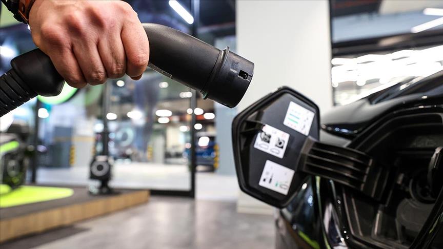 Aydem Enerji’nin markası Otowatt, şarj istasyonlarını yeşil enerjiyle besliyor