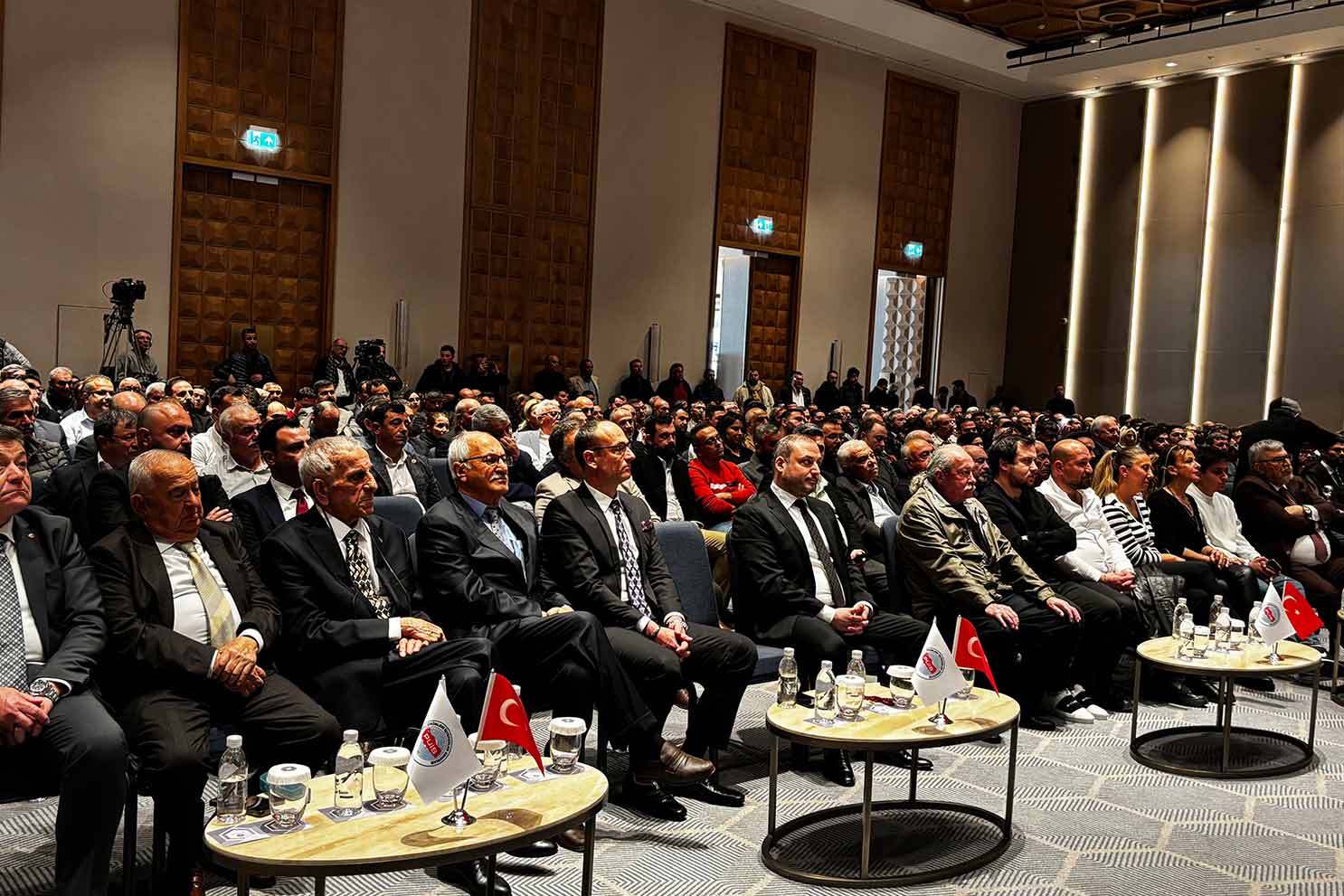 PÜİS’in İzmir Şubesi’nde yeni yönetim belirlendi